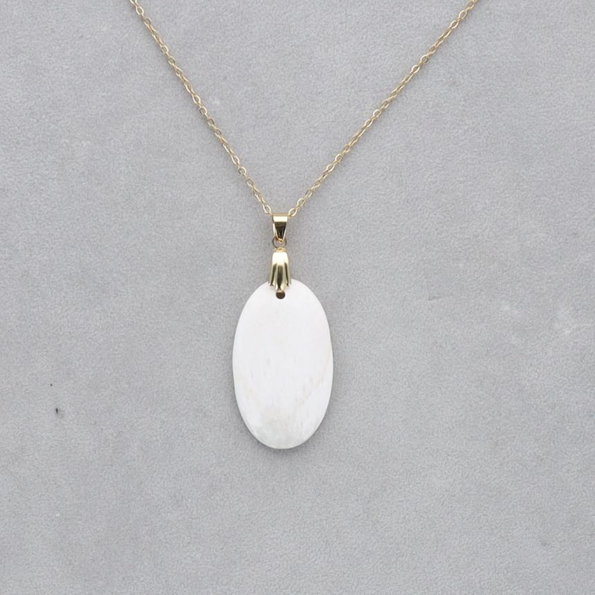 Scolécite Cabochon percé 59